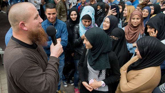 Foto Boris Roessler dpa.jpg